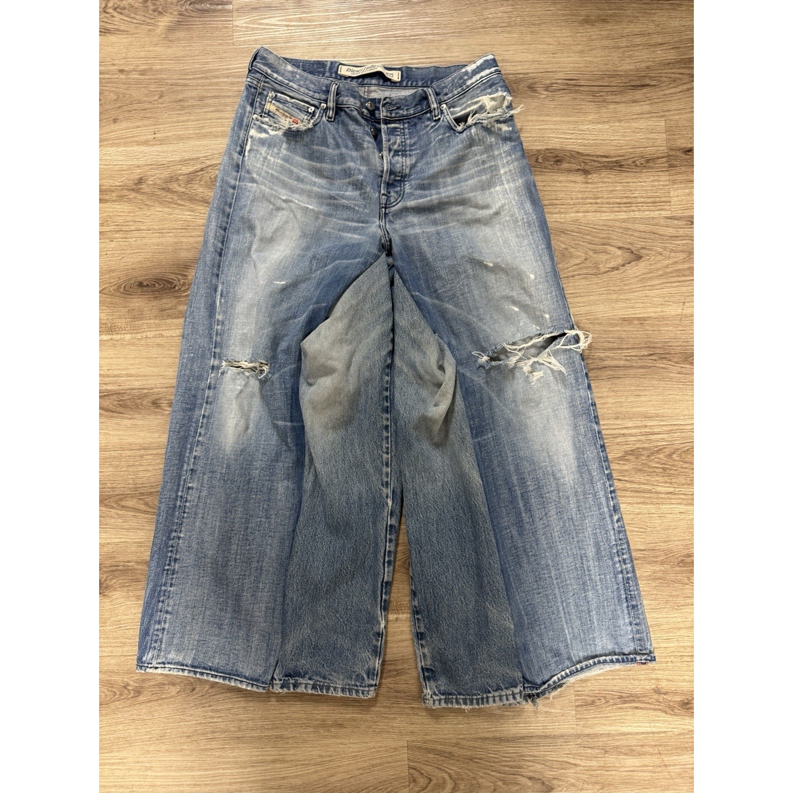Grail Ultra Wide Leg Diesel Made In Italy Jeans Size 36 Ultra Baggy Wide Leg